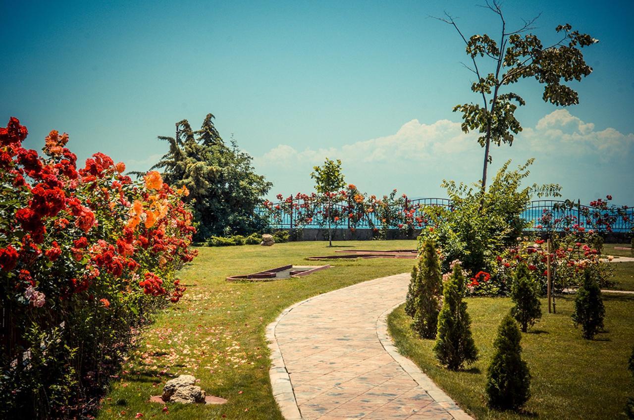 Gt Privilege Fort Beach Apartments Elenite Exterior foto